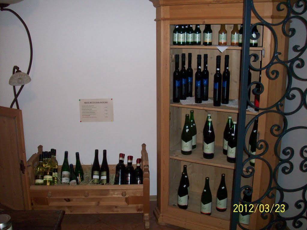 Hotel Garni Weinquadrat Weissenkirchen in der Wachau Esterno foto